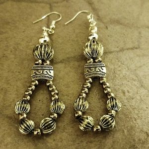 Beaded gold earrings